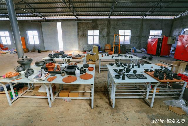 相传两千多年的制陶工艺,在这座藏族乡村大放异彩